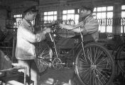 Перший велосипед нової епохи: ХВЗ В-14, 1946 рік