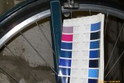 Велосипед и краска. Выбор цветов и придание их велосипеду.